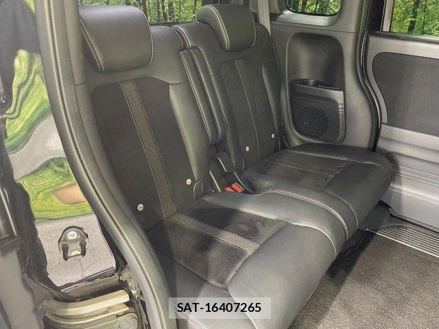 Honda N BOX CUSTOM 2020-05 8850096-8