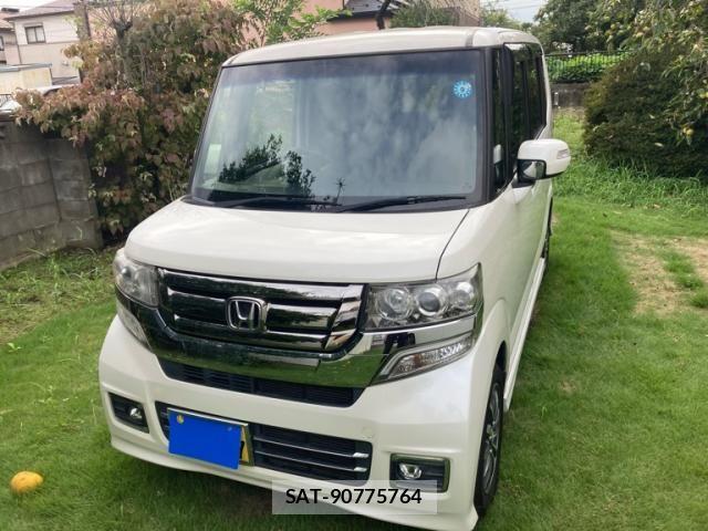 Honda N BOX CUSTOM 2017-02 8850133-0