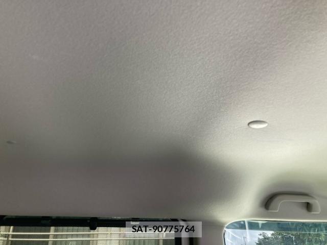 Honda N BOX CUSTOM 2017-02 8850133-13