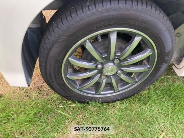 Honda N BOX CUSTOM 2017-02 8850133-5