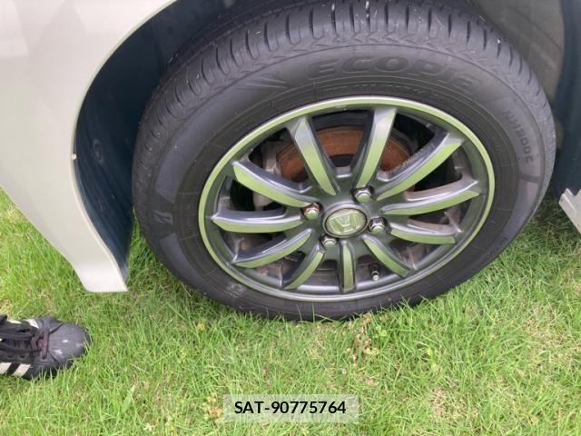 Honda N BOX CUSTOM 2017-02 8850133-7