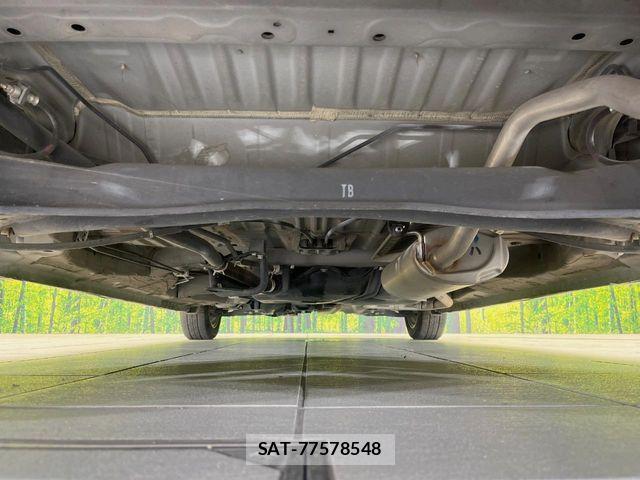 Honda N BOX CUSTOM 2018-11 8850116-18