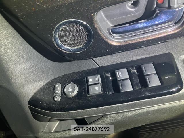 Honda N BOX CUSTOM 2017-09 8850125-17