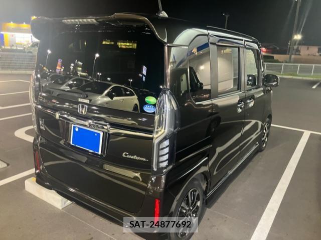 Honda N BOX CUSTOM 2017-09 8850125-3