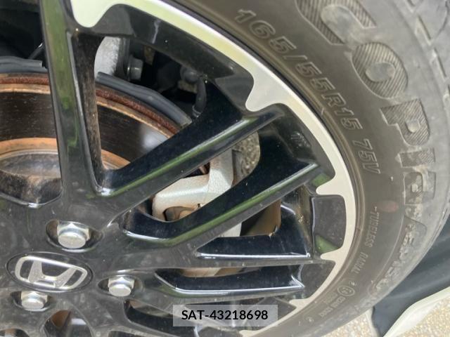 Honda N BOX CUSTOM 2023-10 8850088-11