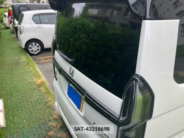 Honda N BOX CUSTOM 2023-10 8850088-5