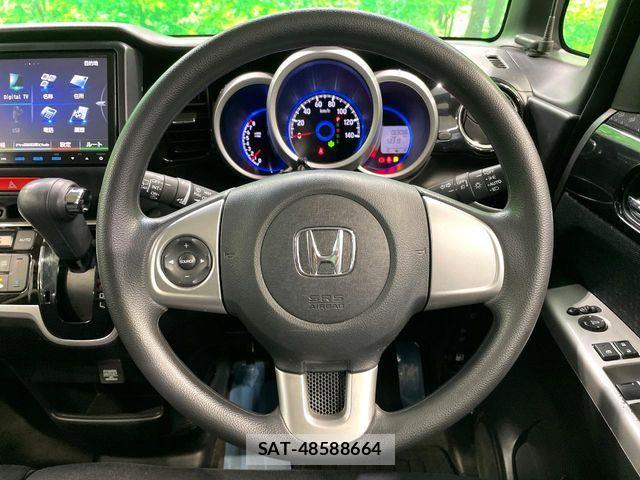 Honda N BOX CUSTOM 2015-08 8871641-12
