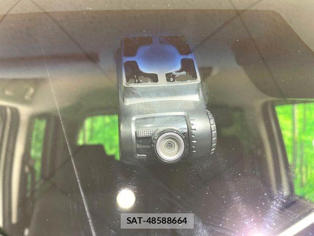 Honda N BOX CUSTOM 2015-08 8871641-6
