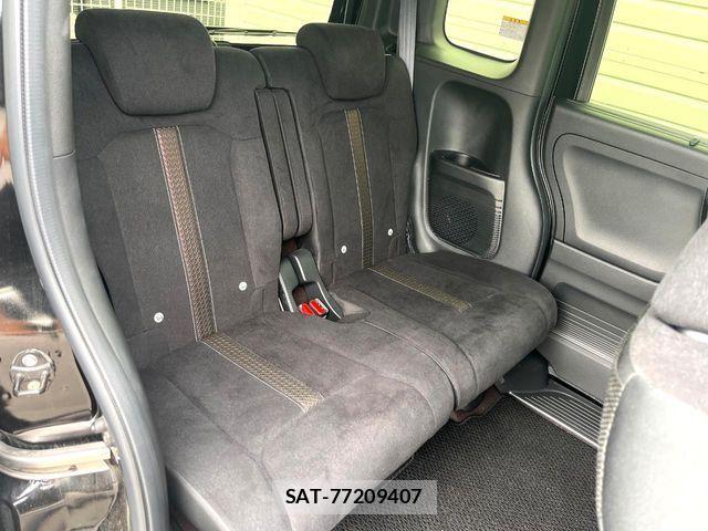 Honda N BOX CUSTOM 2020-02 8871291-12