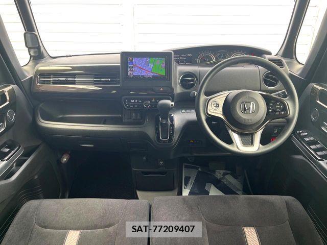 Honda N BOX CUSTOM 2020-02 8871291-1