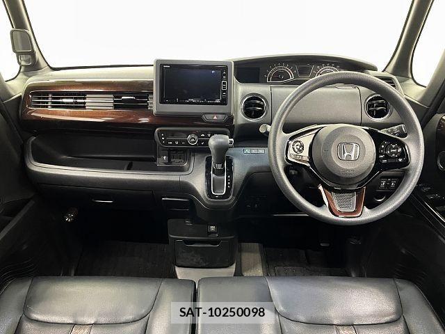 Honda N BOX CUSTOM 2021-03 8871616-1
