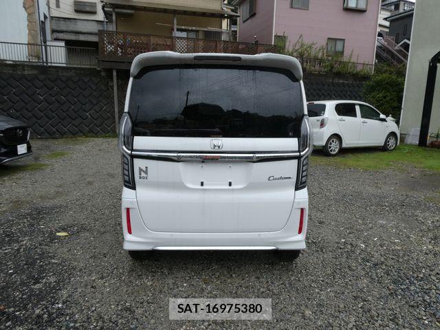 Honda N BOX CUSTOM 2023-08 8871621-5