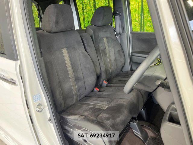 Honda N BOX CUSTOM 2020-02 8871614-8