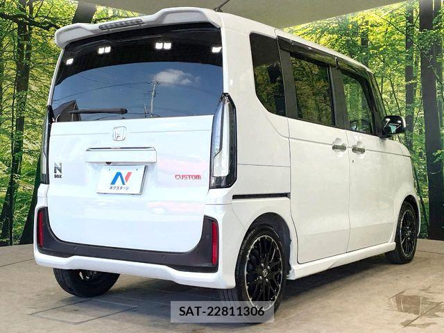Honda N BOX CUSTOM 2023-10 8871602-16