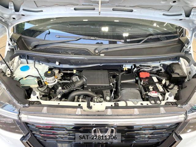 Honda N BOX CUSTOM 2023-10 8871602-17