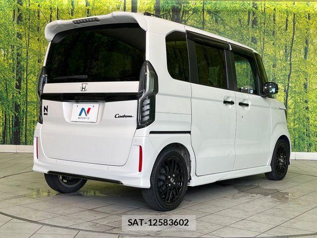 Honda N BOX CUSTOM 2022-01 8871612-16