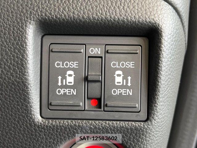 Honda N BOX CUSTOM 2022-01 8871612-4