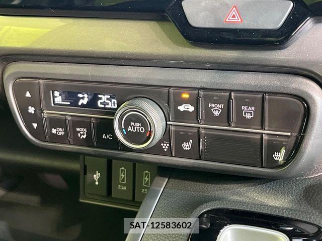 Honda N BOX CUSTOM 2022-01 8871612-6