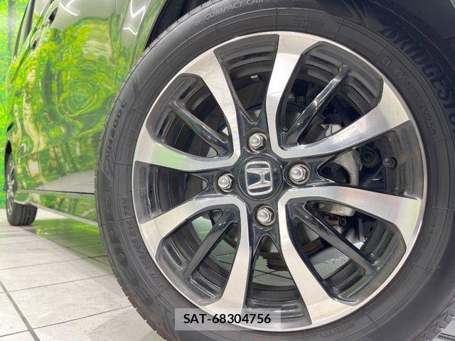 Honda N BOX CUSTOM 2019-03 8871625-12