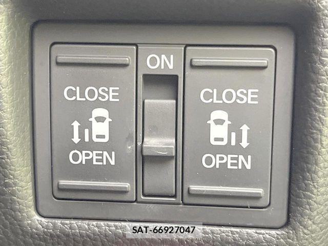 Honda N BOX CUSTOM 2021-03 8871630-4