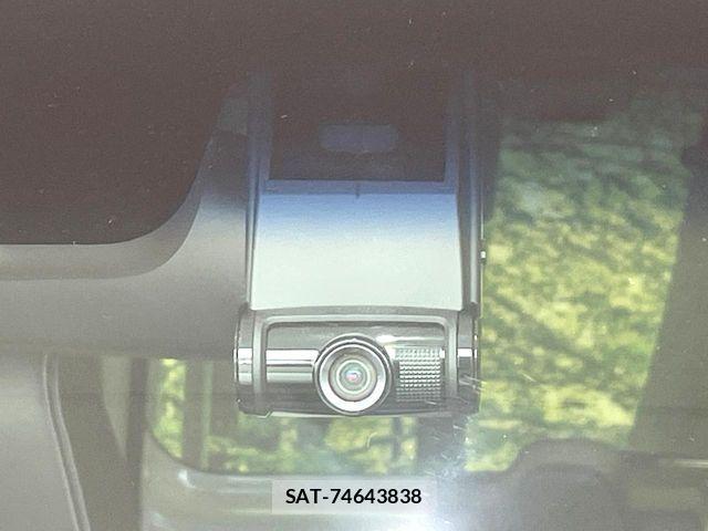 Honda N BOX CUSTOM 2019-02 8871620-7
