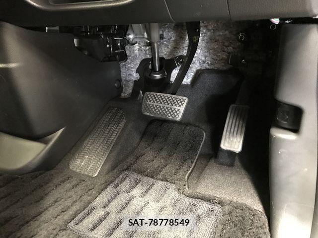 Honda N BOX CUSTOM 2022-10 8871608-15