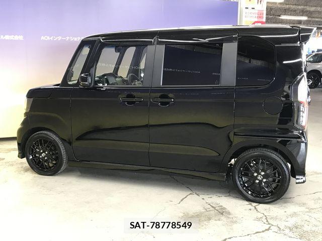 Honda N BOX CUSTOM 2022-10 8871608-2