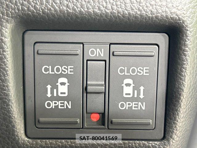 Honda N BOX CUSTOM 2023-07 8871611-6