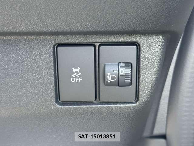Honda N BOX CUSTOM 2026-07 8871605-17