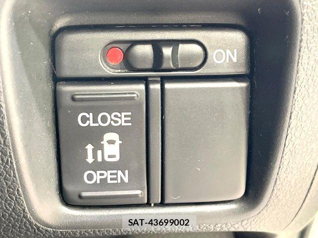 Honda N BOX CUSTOM 2012-01 8871647-3