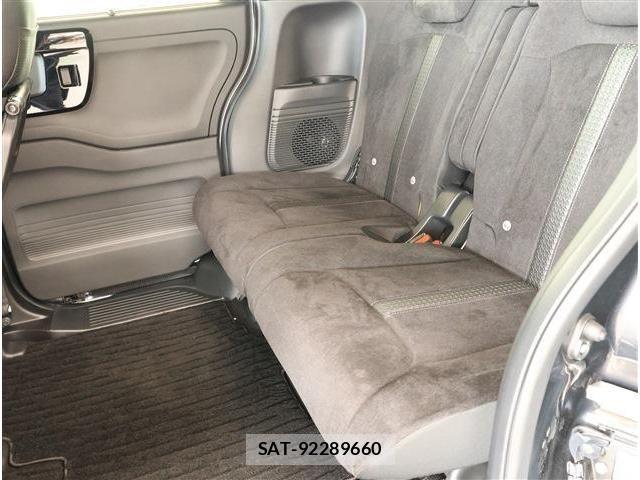 Honda N BOX CUSTOM 2023-05 8871624-18