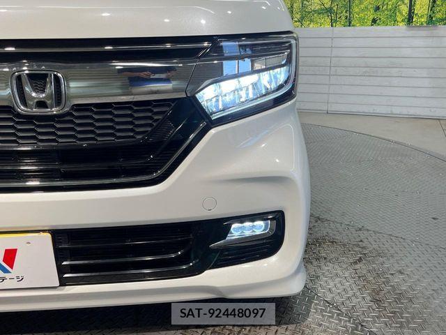 Honda N BOX CUSTOM 2018-06 8871636-11