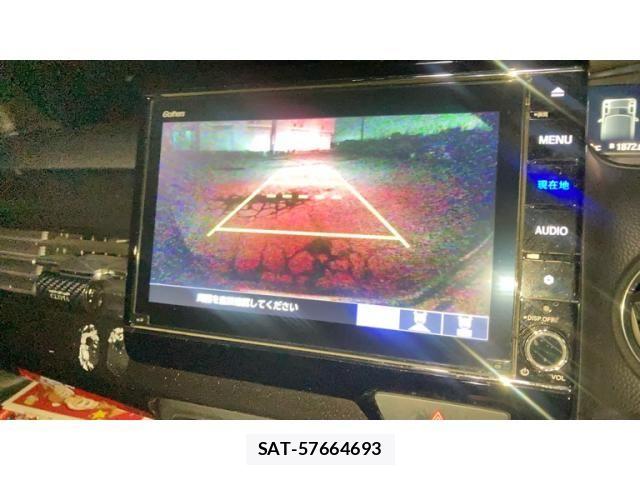Honda N BOX CUSTOM 2019-10 8871634-11