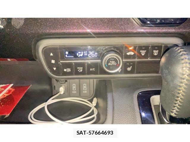 Honda N BOX CUSTOM 2019-10 8871634-13
