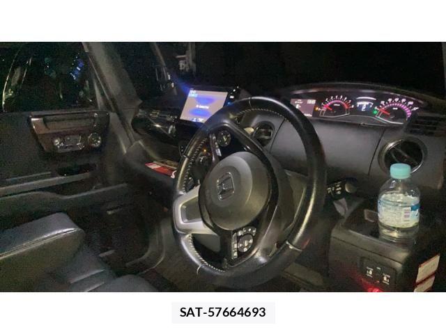 Honda N BOX CUSTOM 2019-10 8871634-7