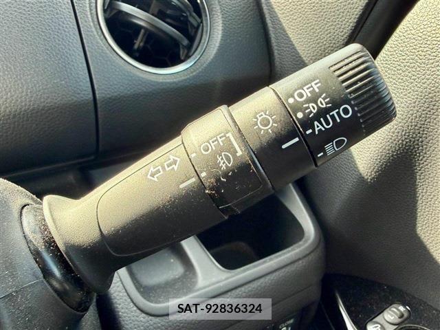 Honda N BOX CUSTOM 2021-11 8871618-16