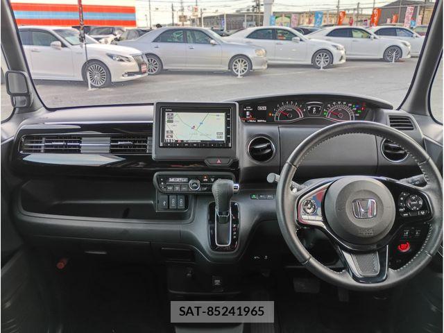 Honda N BOX CUSTOM 2021-11 8871627-9