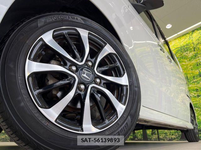 Honda N BOX CUSTOM 2020-01 8881127-12