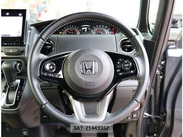 Honda N BOX CUSTOM 2023-01 8881086-16