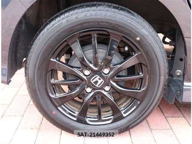 Honda N BOX CUSTOM 2023-01 8881086-19