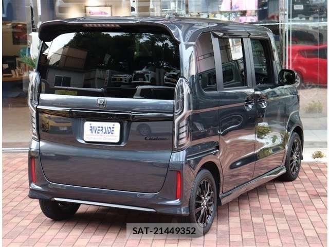 Honda N BOX CUSTOM 2023-01 8881086-2