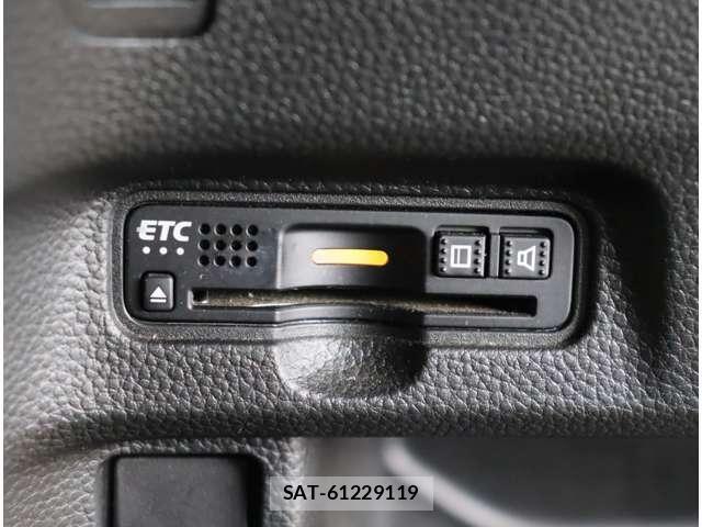 Honda N BOX CUSTOM 2019-08 8881136-24