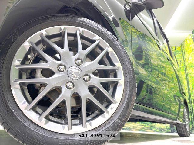 Honda N BOX CUSTOM 2023-10 8881089-12