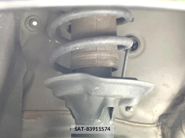 Honda N BOX CUSTOM 2023-10 8881089-19