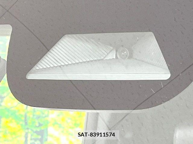 Honda N BOX CUSTOM 2023-10 8881089-5