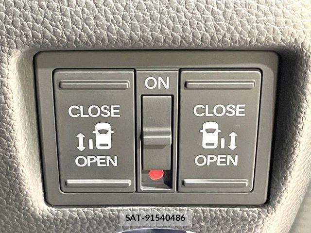 Honda N BOX CUSTOM 2021-08 8881114-5