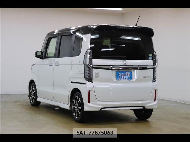 Honda N BOX CUSTOM 2019-06 8881142-19