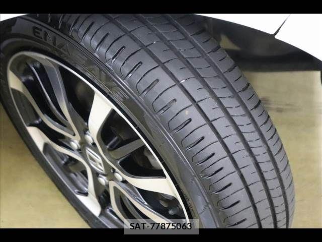 Honda N BOX CUSTOM 2019-06 8881142-24