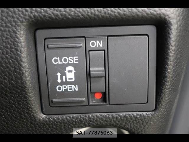 Honda N BOX CUSTOM 2019-06 8881142-5
