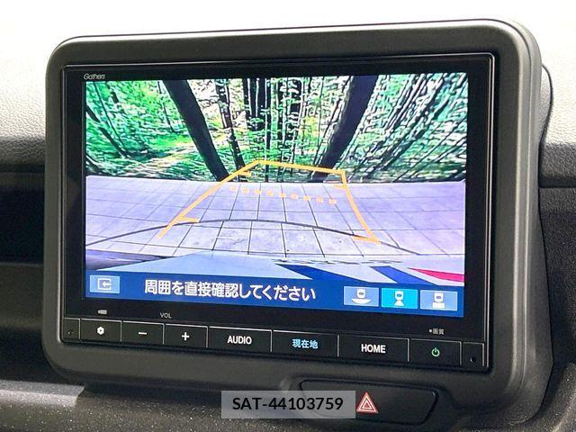 Honda N BOX CUSTOM 2024-01 8881106-2
